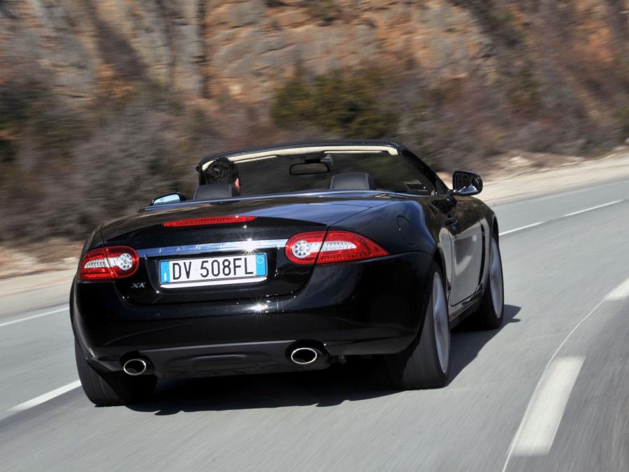  Jaguar XK Convertible 2009 года  (фото 31 из 43)